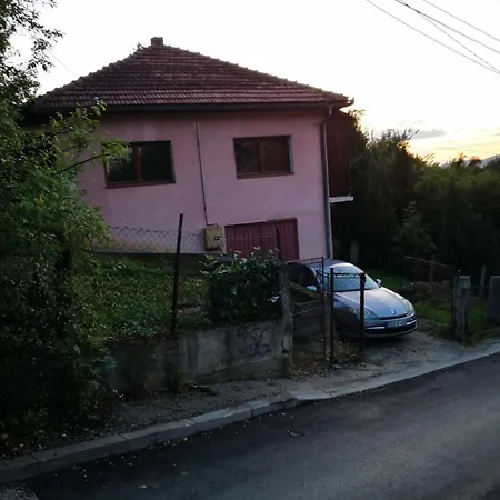 شقة Mimihouseforrent سراييفو